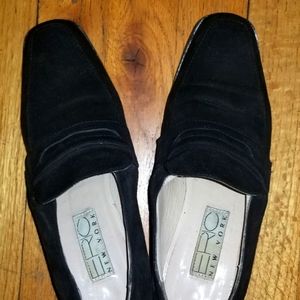 👠Black suede shoes by Eric. Size 7.5